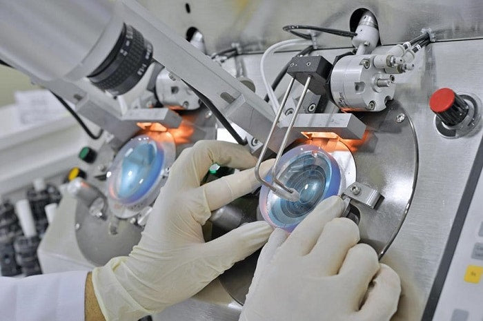 Cómo se fabrican las lentes graduadas